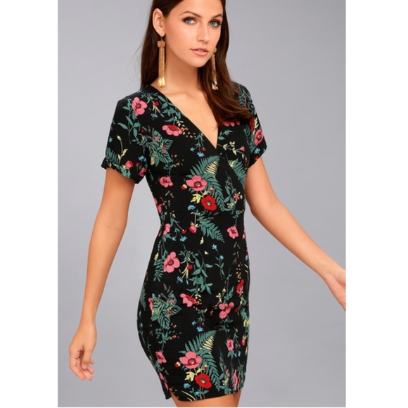 Lulus Dresses & Skirts - LULU'S night in the jungle floral dress